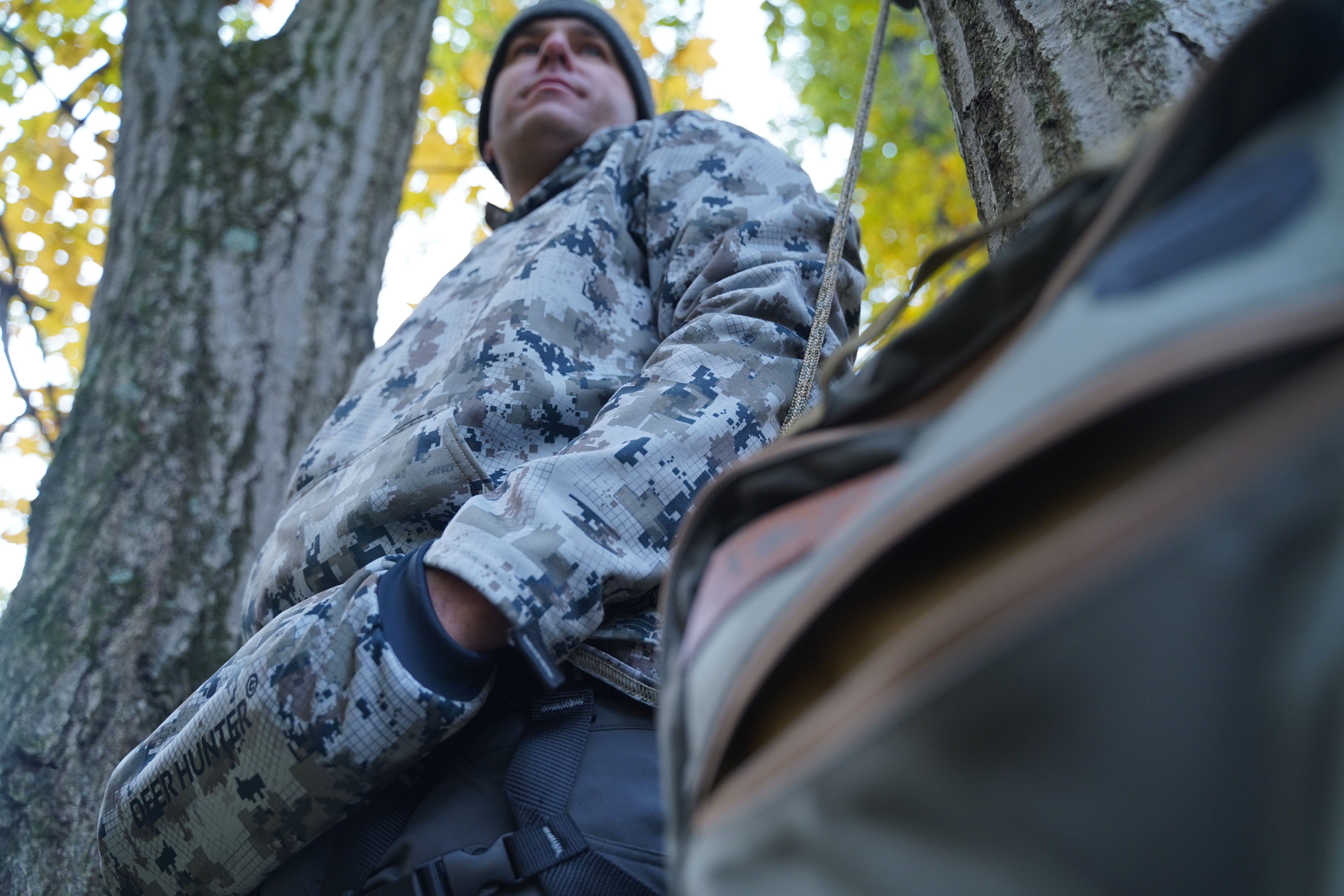 DH Camo Hand Muff | Windproof, Insulated & Water-Resistant